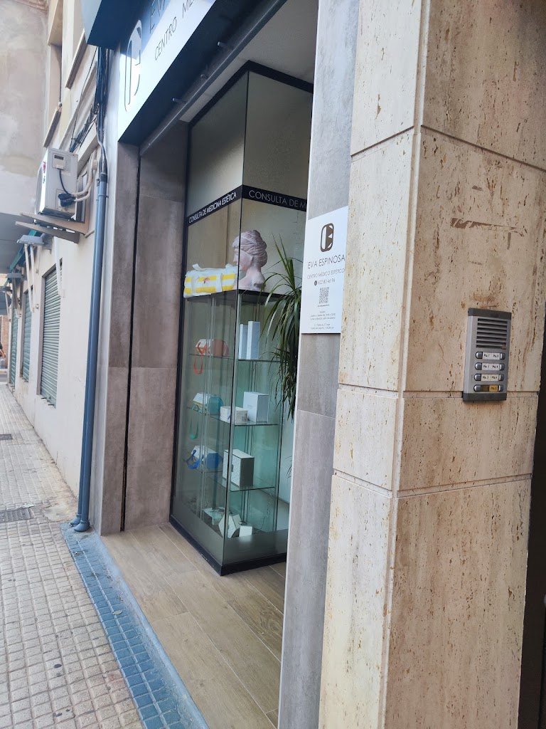 Eva Espinosa - Centro Medico Estetico