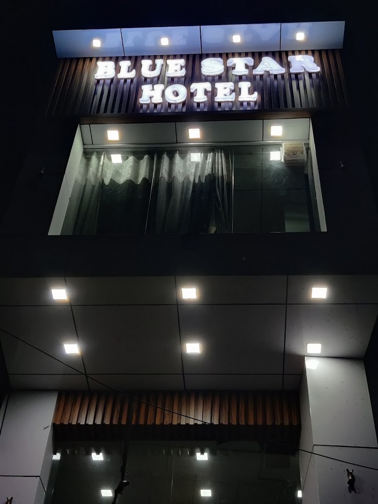 Hotel Blue Star