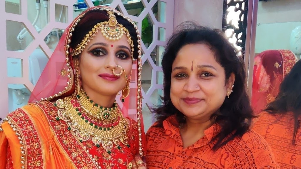 Poonam S Ladies Parlour