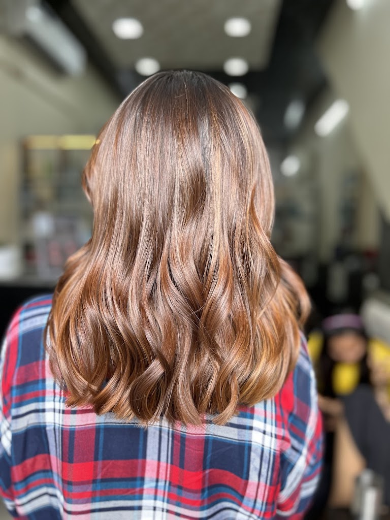 B Black Salon Hair Beauty Nail Makeup Hair Extension Best Salon In Bathinda