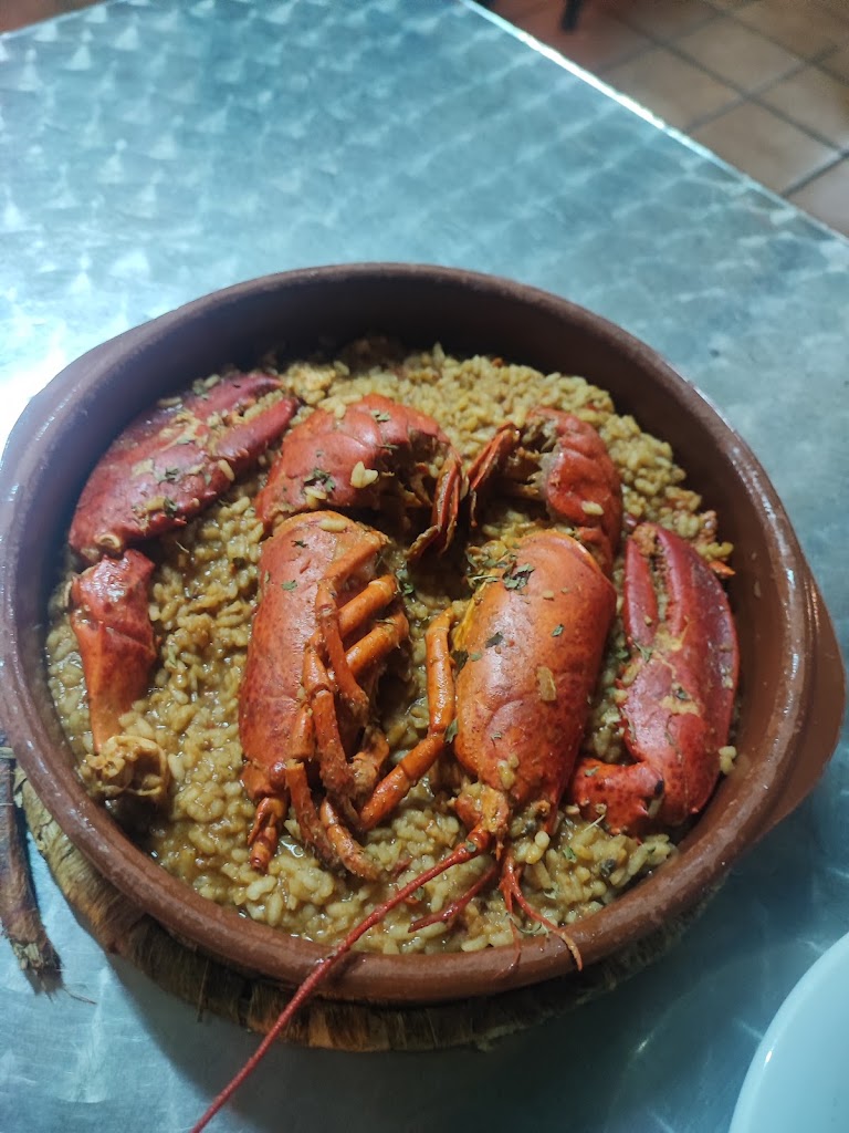 Restaurante Falcon — Comida y bebida