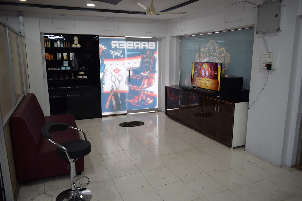 Elevated Men S Hair And Beauty Bar