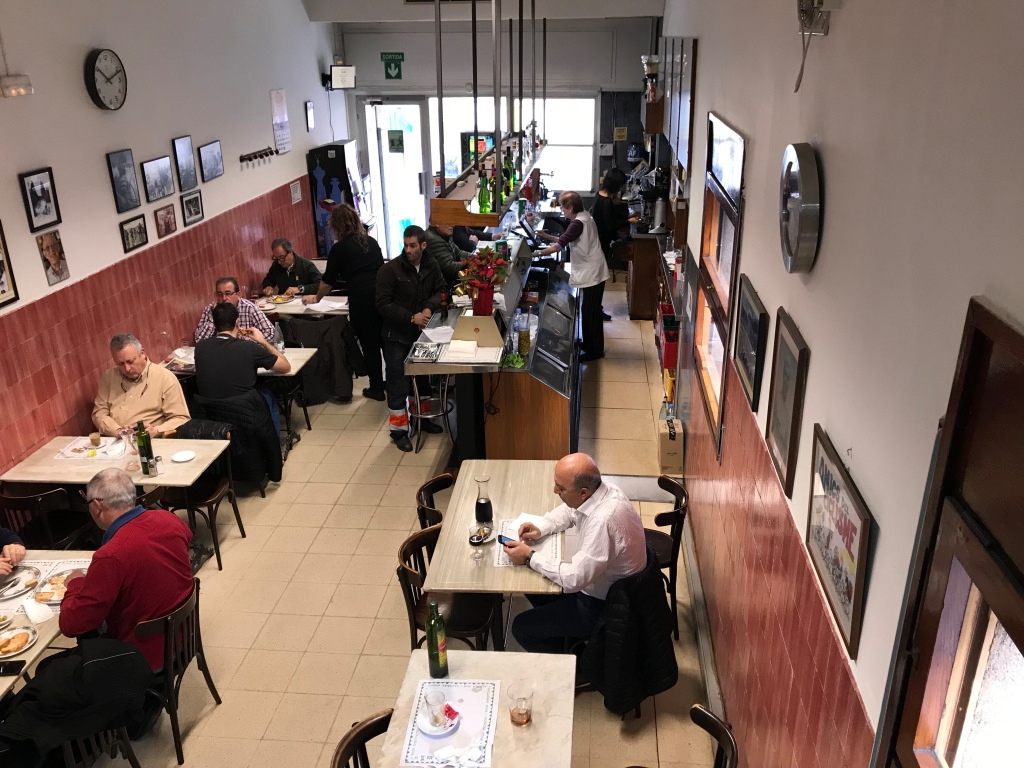 Bar Restaurante Vilarrubias — Ambiente