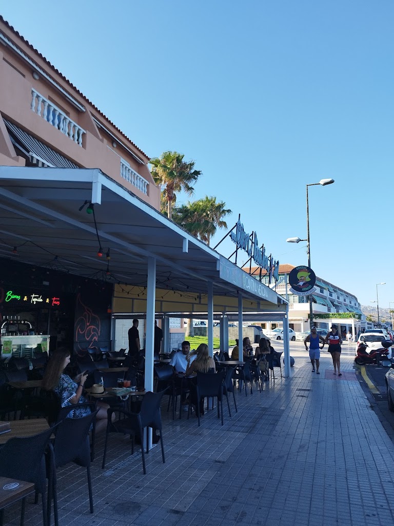 Con Limon y Sal Caletillas