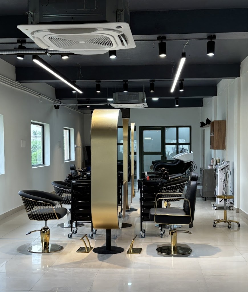 Lucre Salon