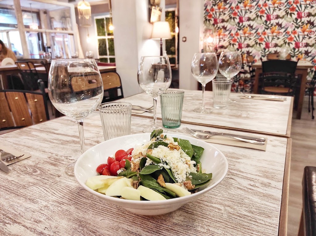 Restaurante Coco — Comida y bebida
