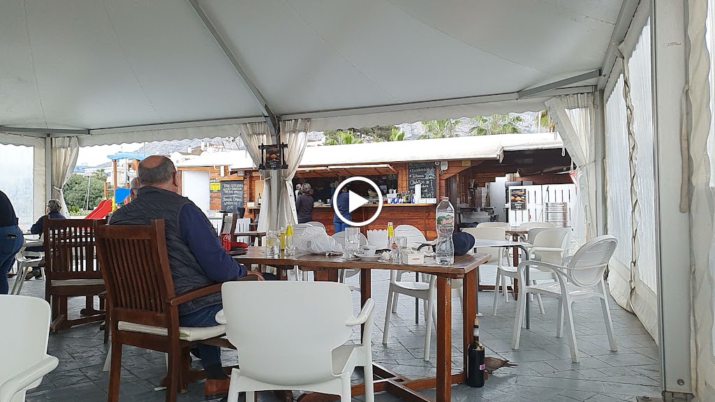 Chiringuito Club Nautico Denia — Ambiente