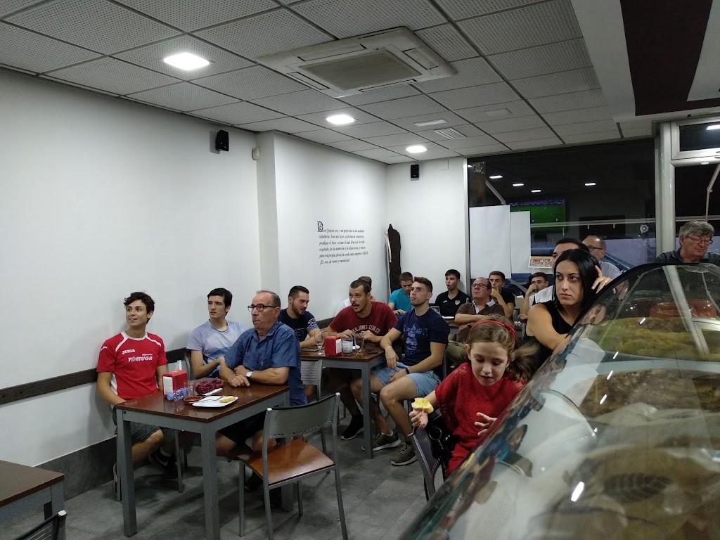 Cafeteria Cervantes XXIII — Ambiente