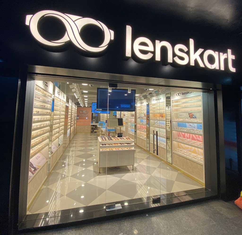 Lenskart Com At Ppr Market Jalandhar