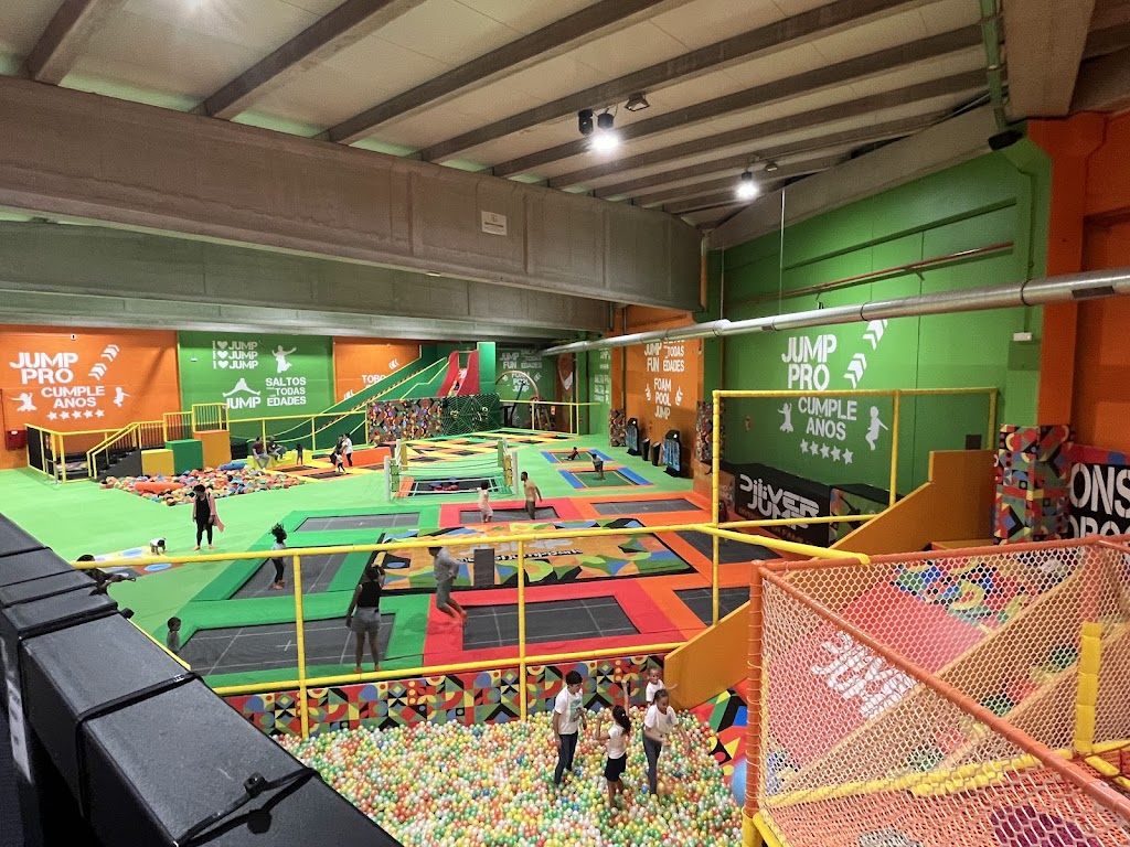Diver Jump Trampoline Park