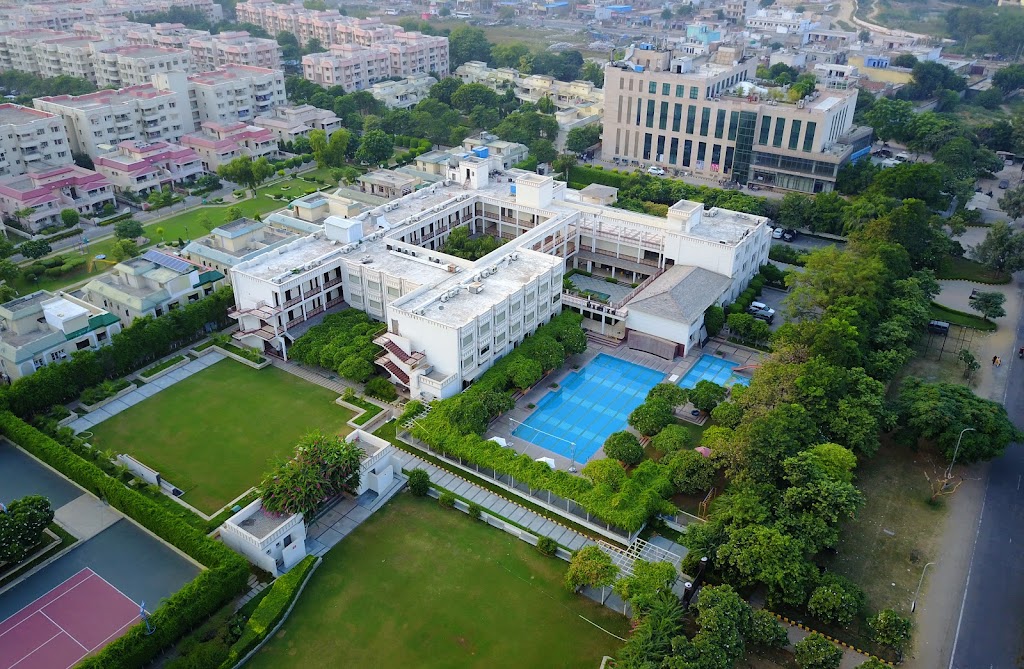 Treehouse Hotel Club Spa Bhiwadi