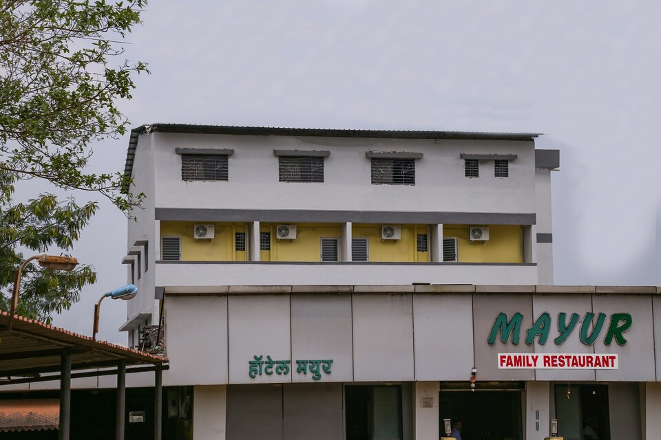Oyo Flagship 22066 Hotel Mayur