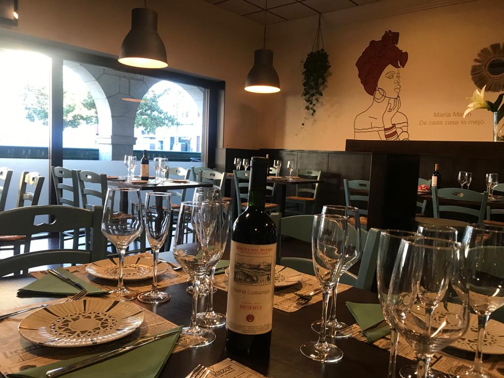 MARIA MARIN GASTROBAR — Ambiente
