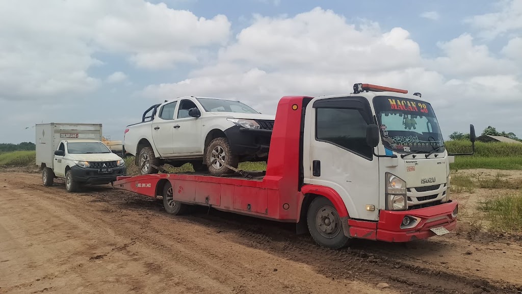 Derek mobil Bmm balikpapan