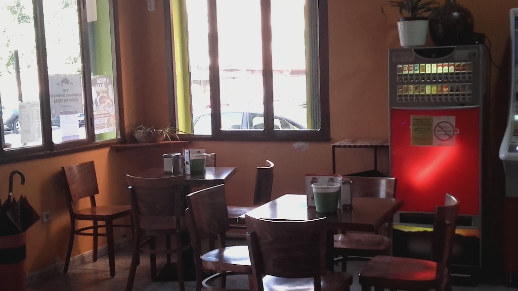Cafe-Bar Los Guajes — Ambiente