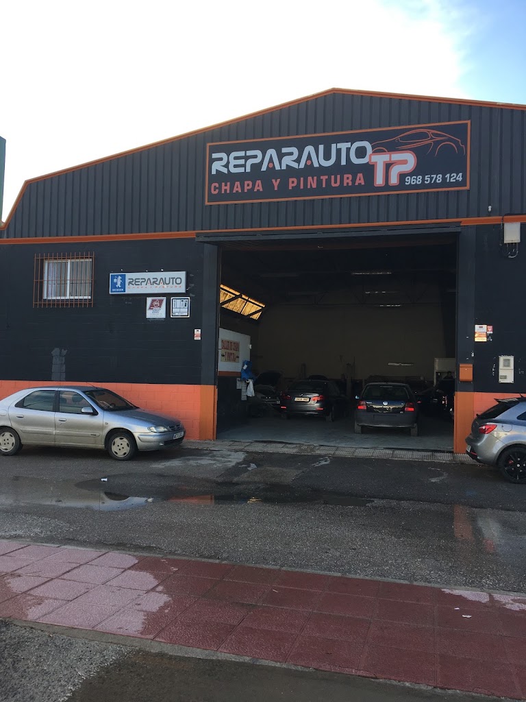 Reparauto TP — Exterior