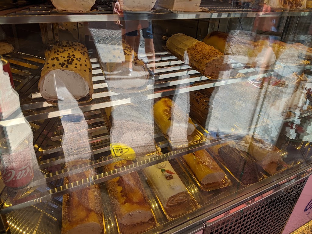 Confiteria Cordero — Comida y bebida