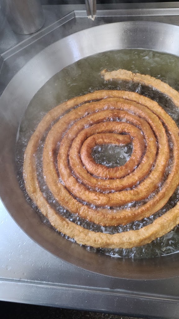 Churreria el Trastero — Comida y bebida