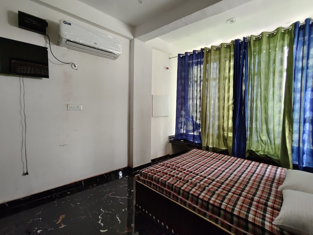 Ananya Hotel And Ayurveda Hwc