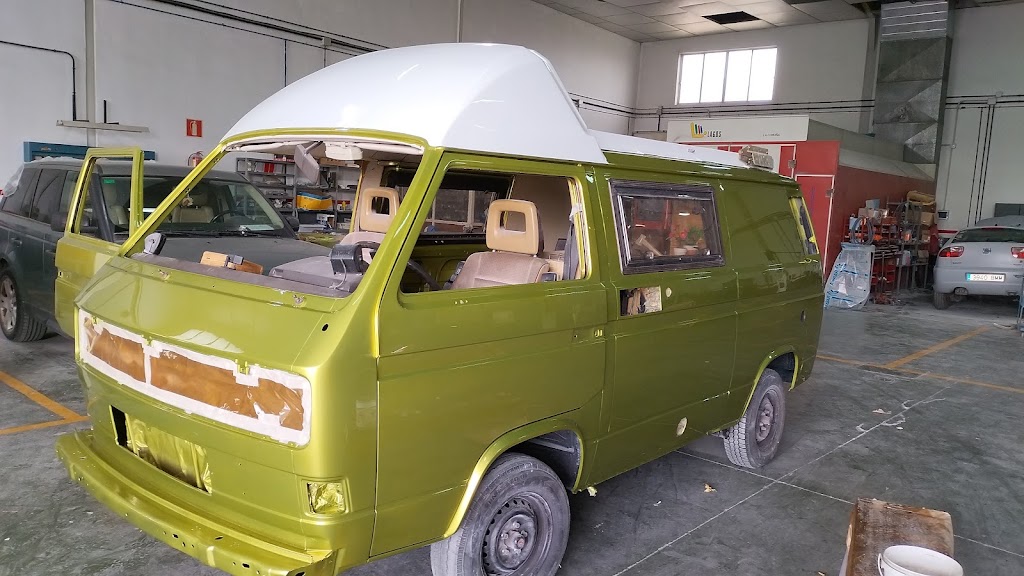 AUTO ALCORES MULTIMARCA S.L. — Interior