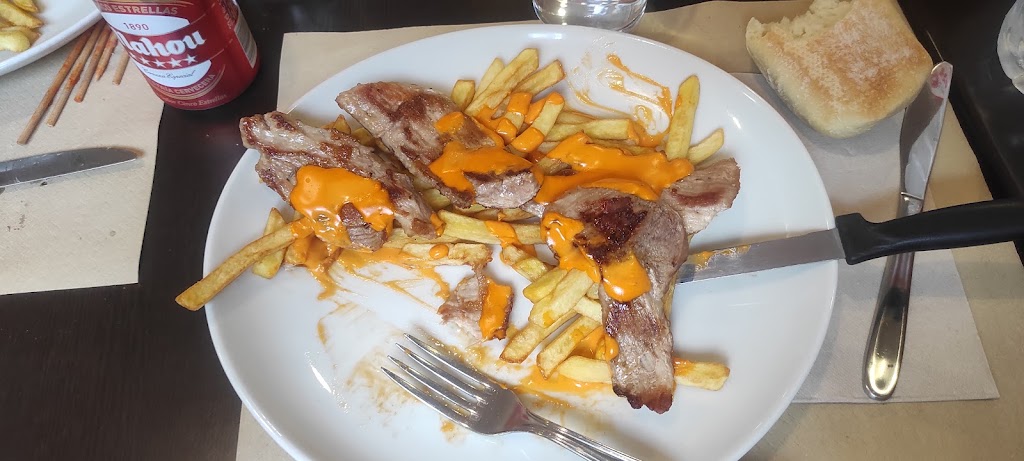 Cafeteria Universidad — Comida y bebida