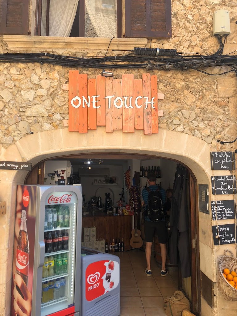 One Touch | Bistro, Cafe, Tapas, Vinebar | Pollenca