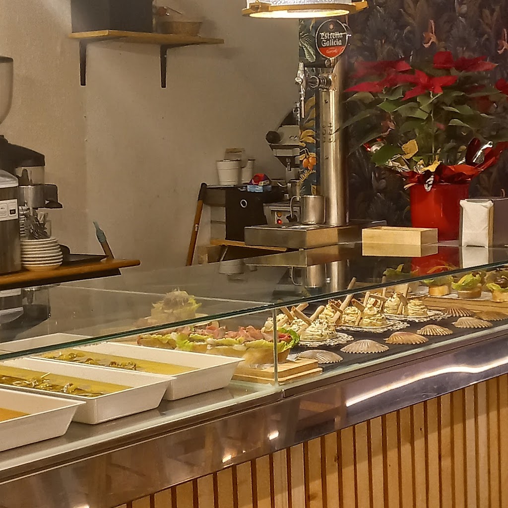 Fum Smoke House & healthy food.