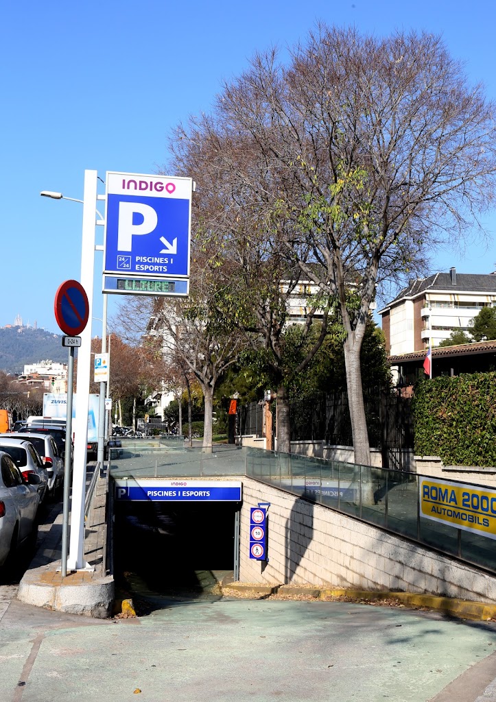 Parking Indigo - Piscinas y Deportes