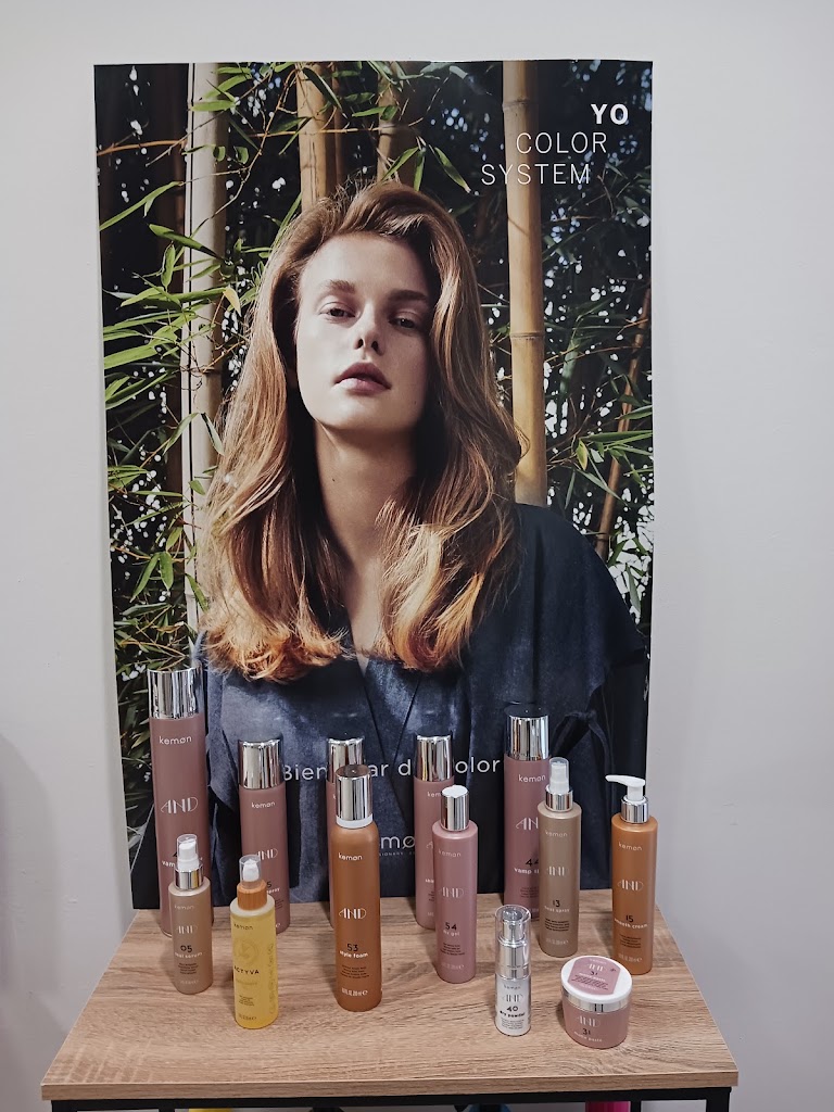 Aida estilistes organic salon — Peinado
