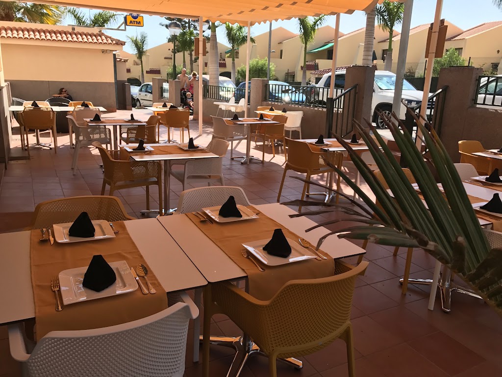 Delhi Darbar — Ambiente