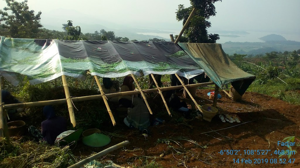 Bumi Perkemahan Puncak Bengkok