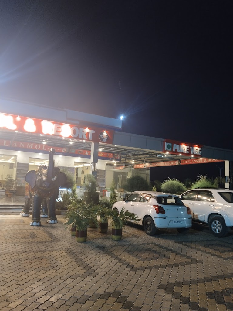 Hotel Anmol Resort
