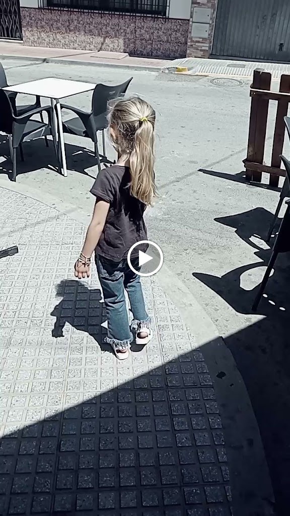 Bar Zea — Videos