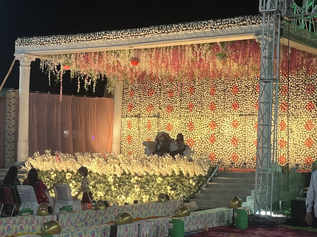 Hotel Green Valley And Marriage Garden Sikar