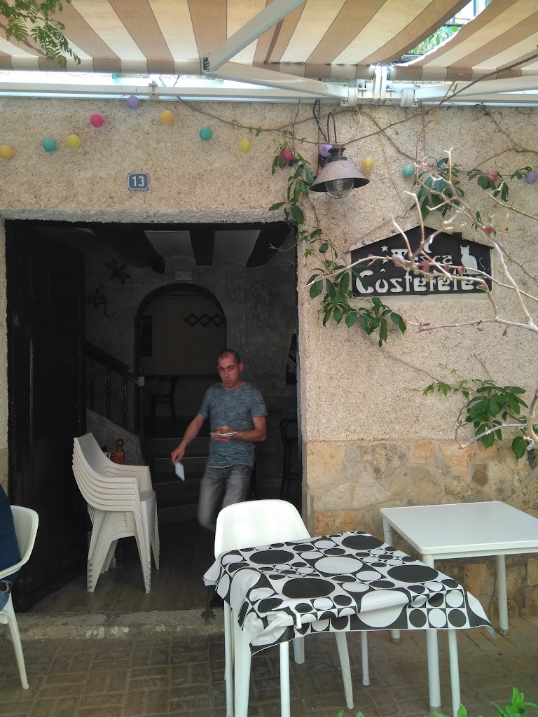 Tasca Costeretes — Ambiente