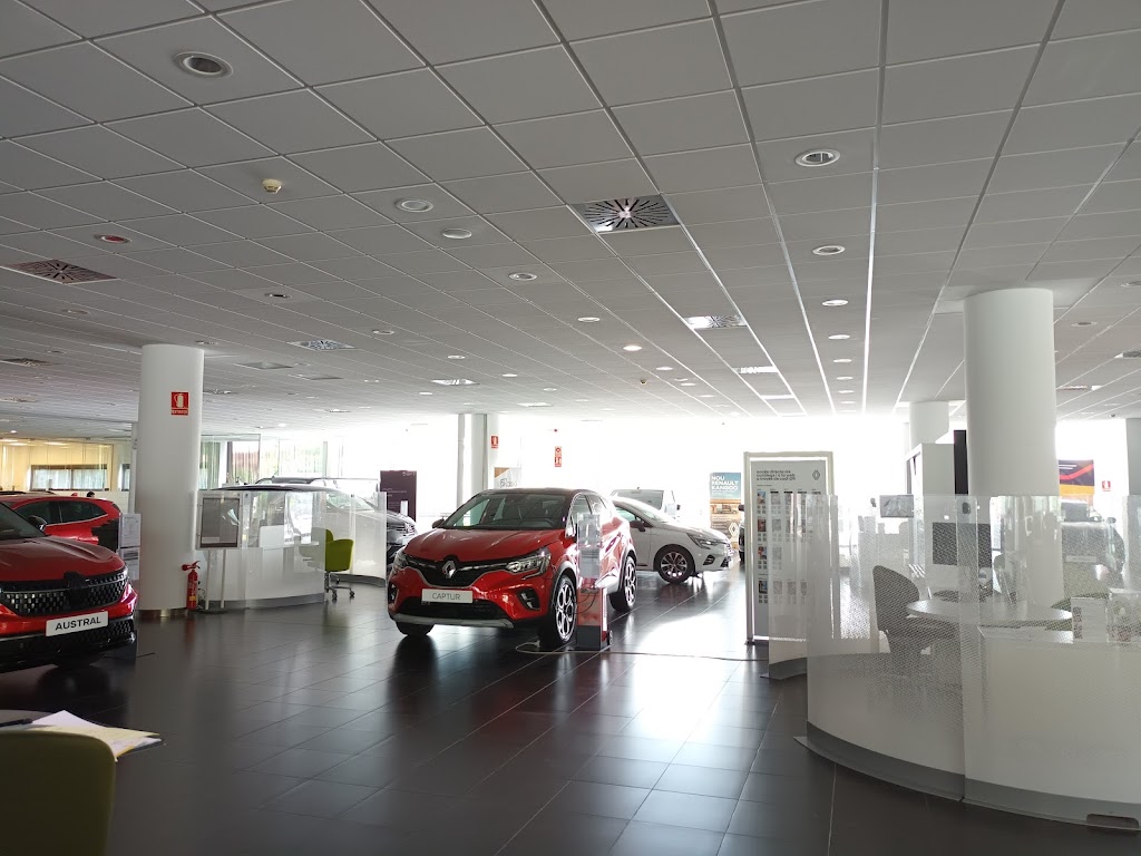 Renault BYmyCAR Esplugues — Interior