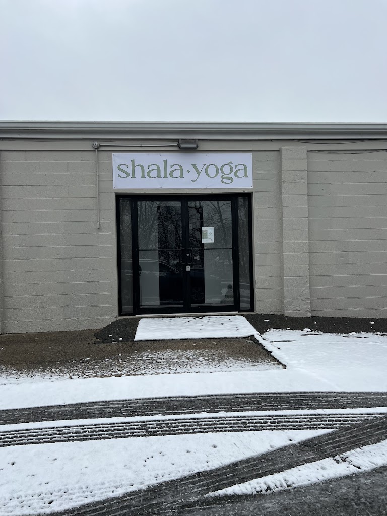  Shala Yoga