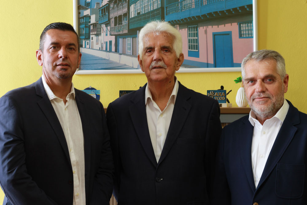 AXA Oficina Seguros Jaime Sicilia e Hijos (Santa Cruz de la Palma) - Agencia Exclusiva — Del propietario
