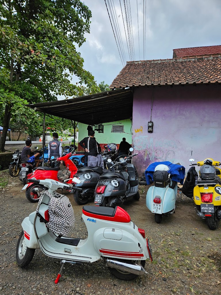 Bengkel Vespa Pak Walid