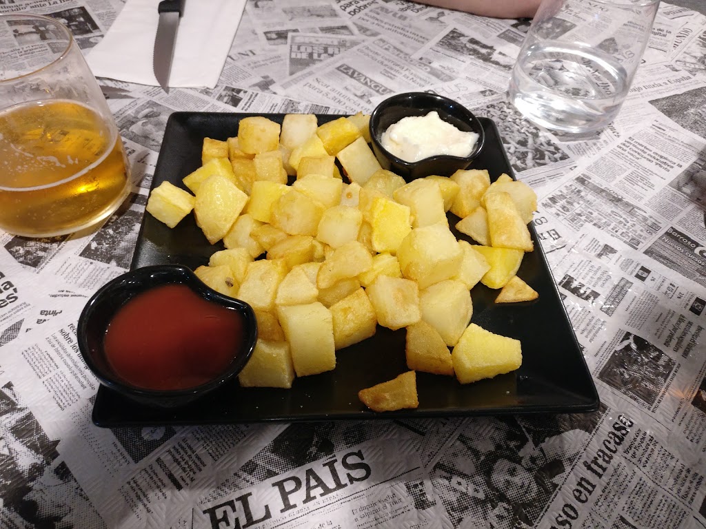Pizzeria Jaume I — Comida y bebida