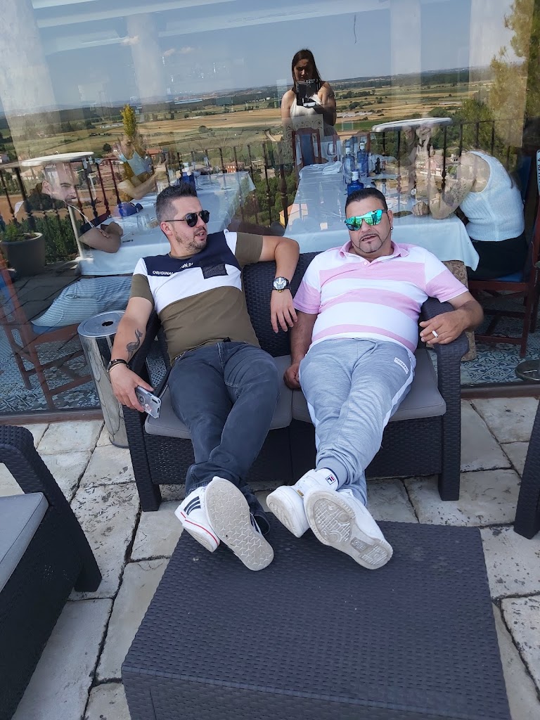 G. MODERNO Concesion - Ford Service