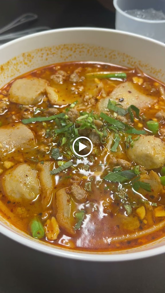 HOT GRAINZ - Thai Street Food