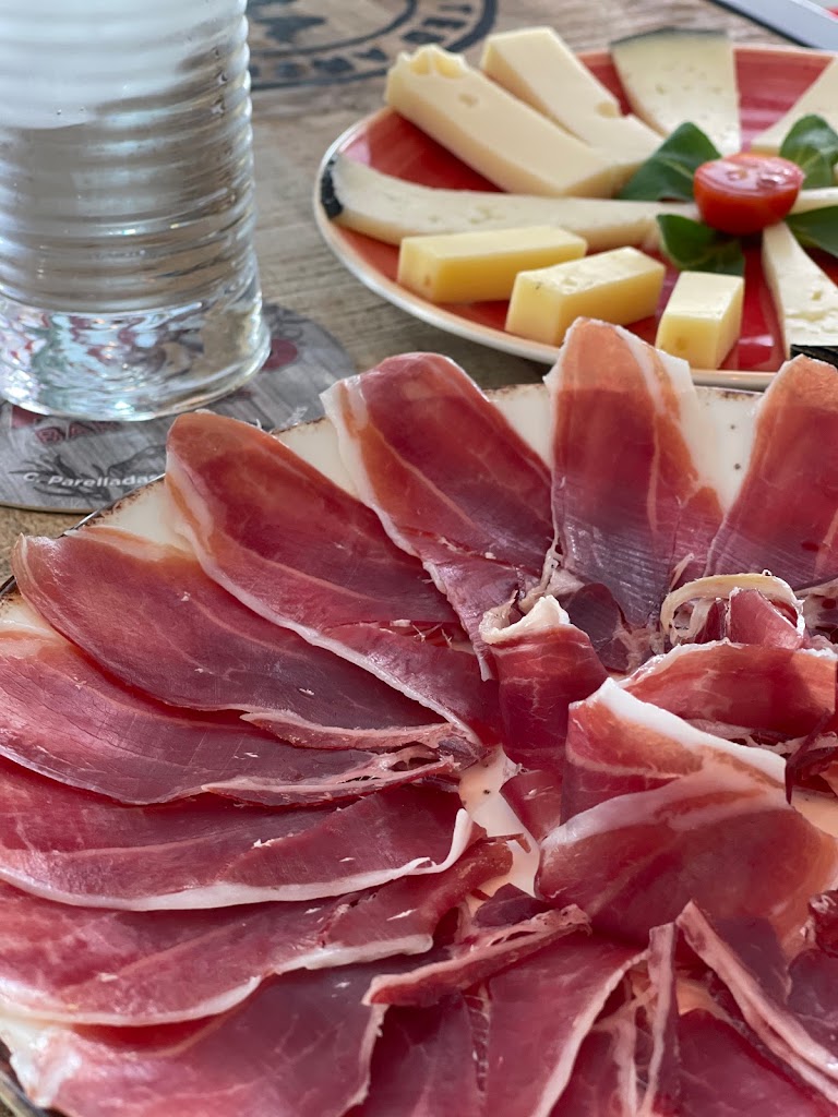 El Palco Bar Tapas — Comida y bebida
