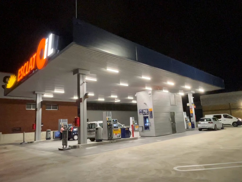 Esclatoil Sarria — Estacion de servicio