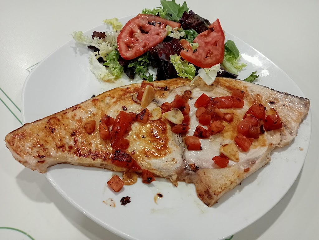 Bar "Las Ninas" — Comida y bebida