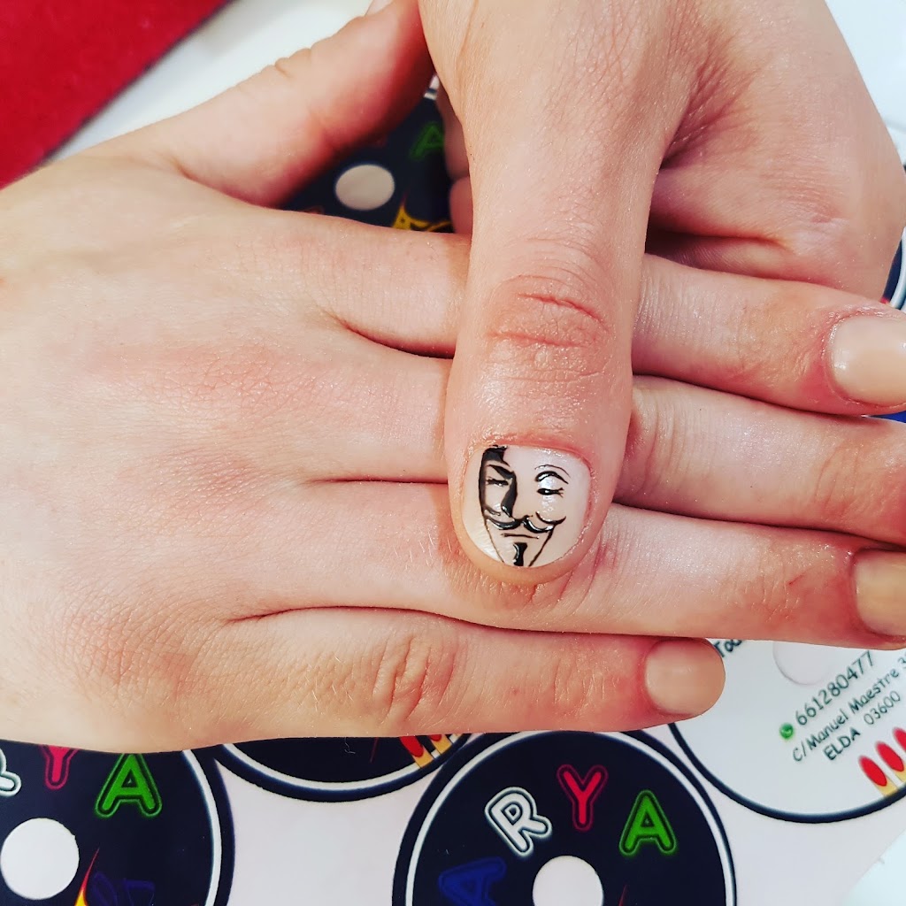 Centro de Estetica Maryanails and beauty — Manicura