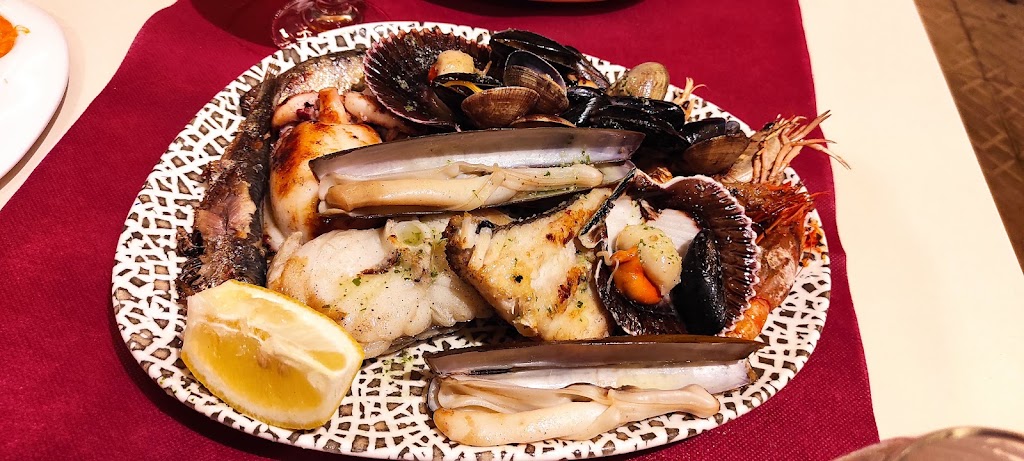 Restaurante Cal Catala — Comida y bebida