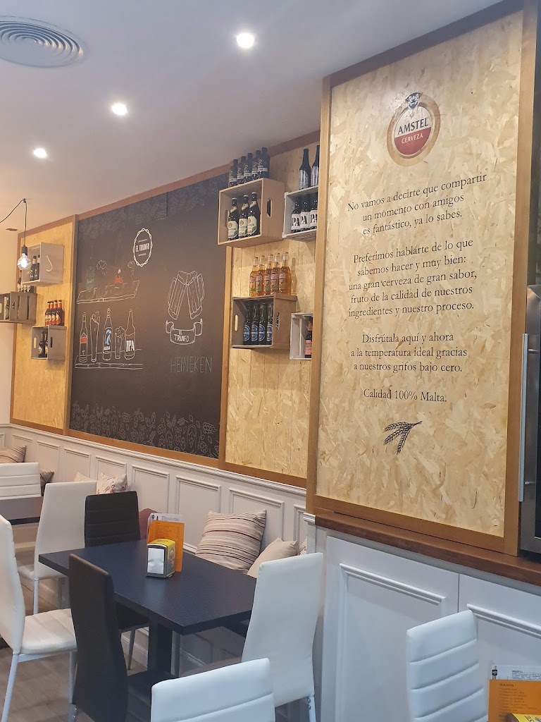Cerveceria el triunfo Restaurante — Ambiente