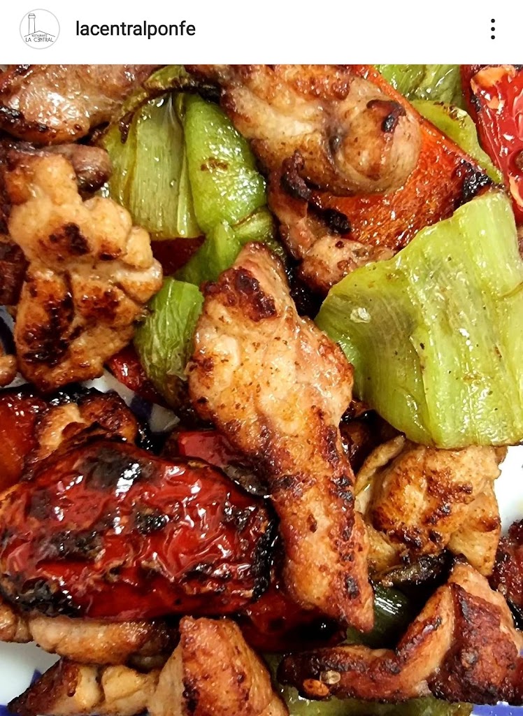 Restaurante La Central — Comida y bebida
