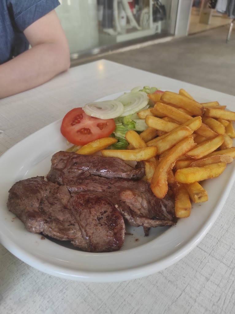 Azul Restaurant & Pizzeria — Papas fritas